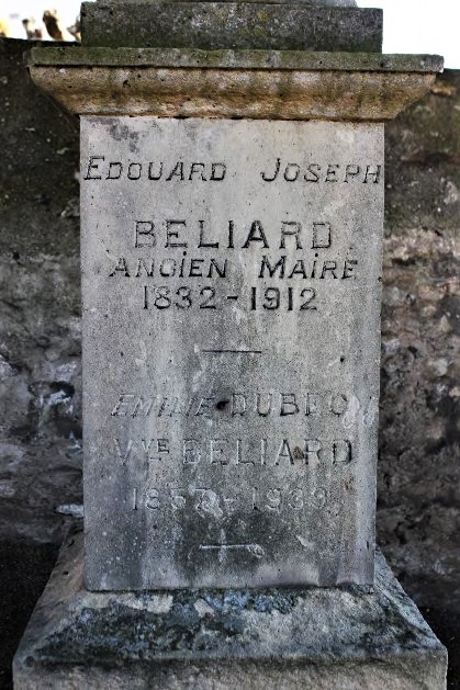 Tombstone Edouard Béliard and his wife, cemetary Saint-Gilles, Étampes