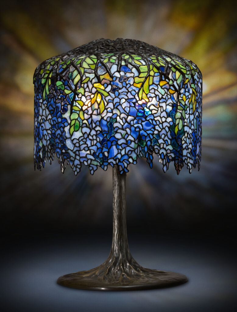 Tiffany studio: 1899-1925, Blue Wisteria Table Lamp, h43, VMFA Richmond (iR10;iR6;R501,p318;M220)