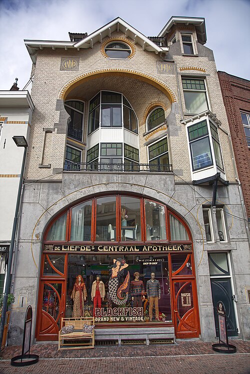 Rijk Rijksen (1872-1944): 1903-03, De Liefde Centraal Apotheek, Voorstraat 6 Utrecht (iR6;iR5;iR10)